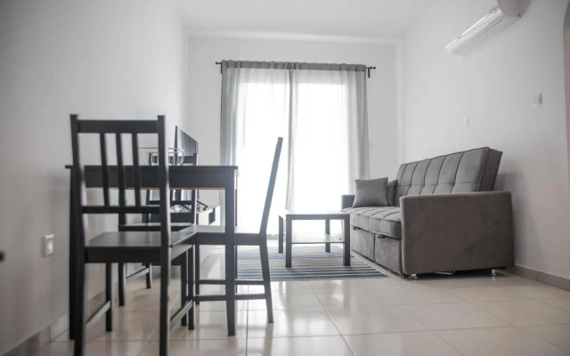 Renovated one bedroom apartment in Paphos with pool
