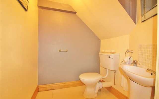 Saleem Holiday House