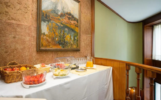 Hotel Hernan Cortes