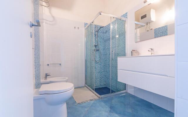 Holiday home with sea view in Castro, on the Adria-Marinè