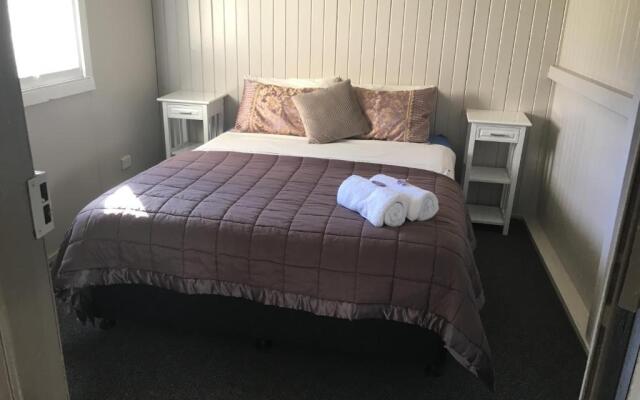 Goondihill Hotel