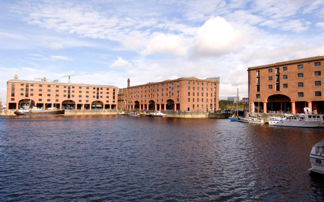 Premier Inn Liverpool City Centre Albert Dock