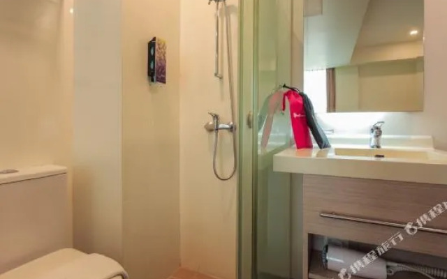 Philip Hotel @ Balestier