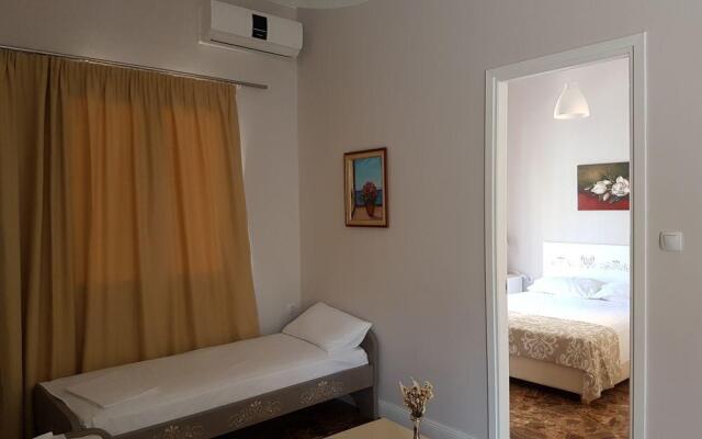 Heraklion Old Port Apartments