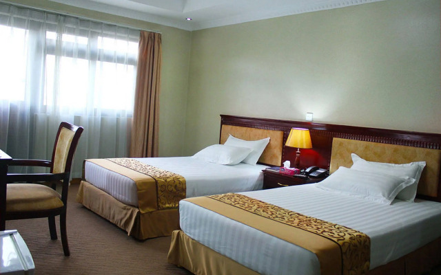 Hill View Hotel & Apartments