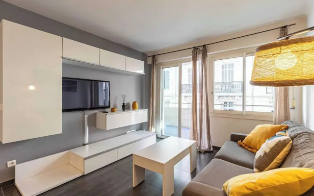 Nice Apartment With Balcony - Center Cannes 1br/4p
