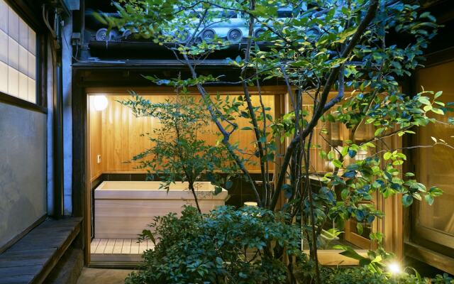 Tomonoura Shiomachi Hotel Roya