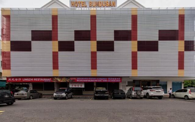 OYO 1108 Bundusan Hotel