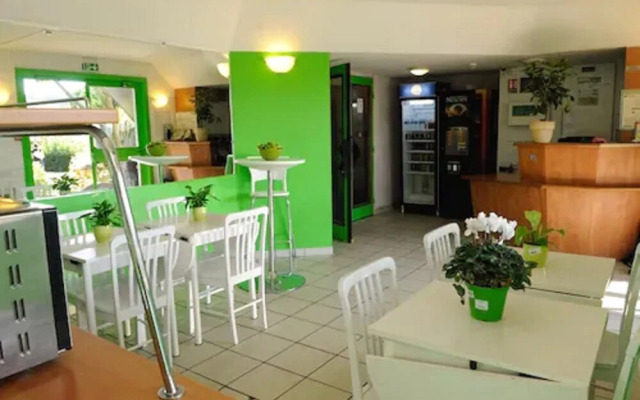 Lemon Hotel Le Coteau Roanne