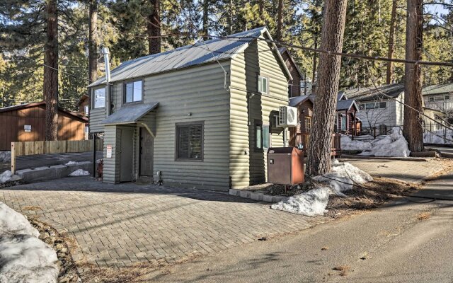 Cozy Zephyr Cove Cabin, Walk to Lake Tahoe!