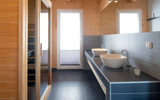 Lovely Chalet in Turracherhöhe with Sauna & Indoor Hot Tub