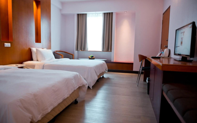 Parkcity Everly Hotel