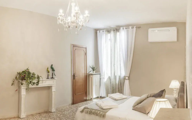 Luxury Venice Apartments