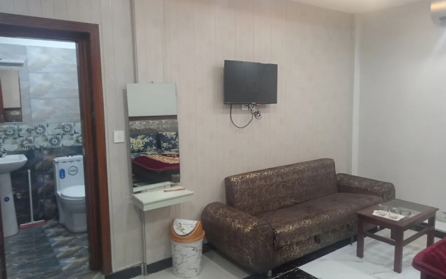 Four Season Guest House