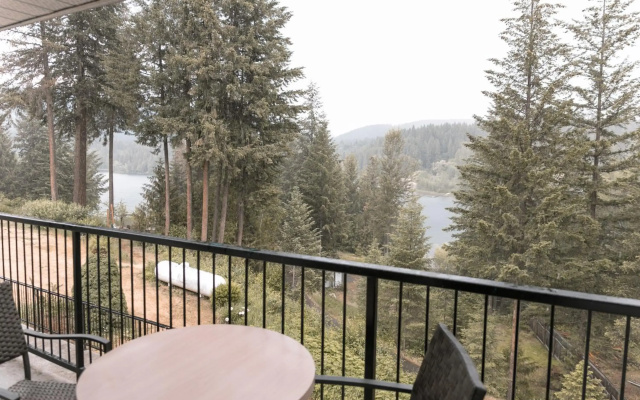 Hotel Civilia Lakeside by Civilia Golf Retreat