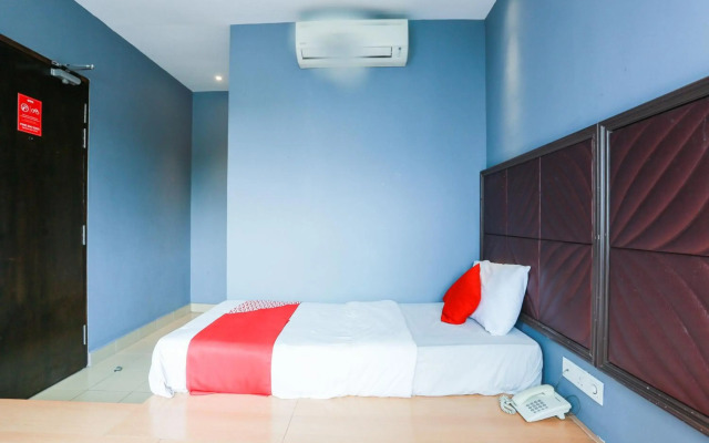 OYO 90894 Hotel Smc I-city