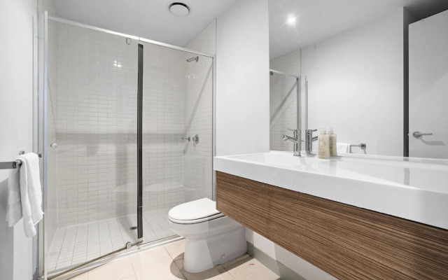 Leila, 1BDR Melbourne Apartment