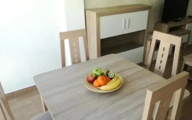 Beach sight 3 bedroom apartment