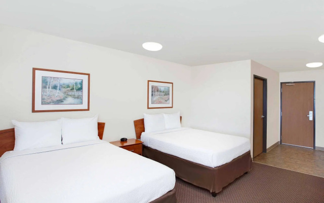 WoodSpring Suites Houston Willowbrook
