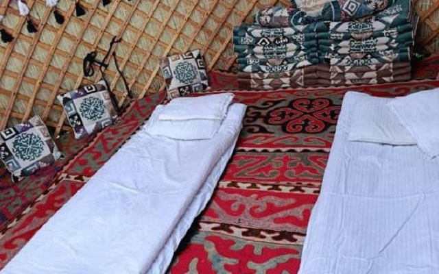 Qumush Yurt (Кумуш Юрт)