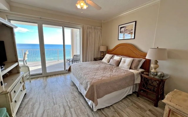 Regency Isle 703
