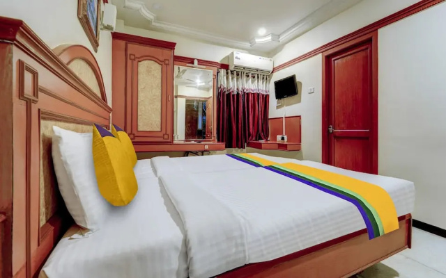 Itsy Hotels Coastal Grand Sathyam