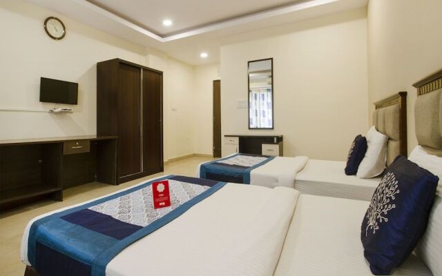 Oyo 9707 Hotel Sravya Residency