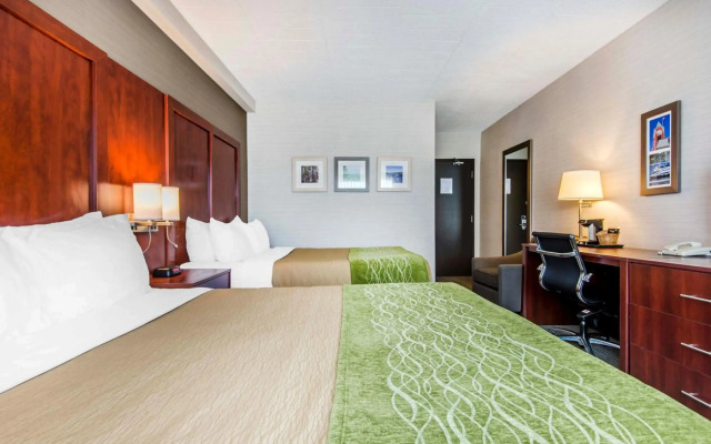 Comfort Inn & Suites