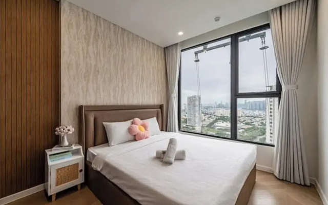 Parkland Riverside Luxury Vacation