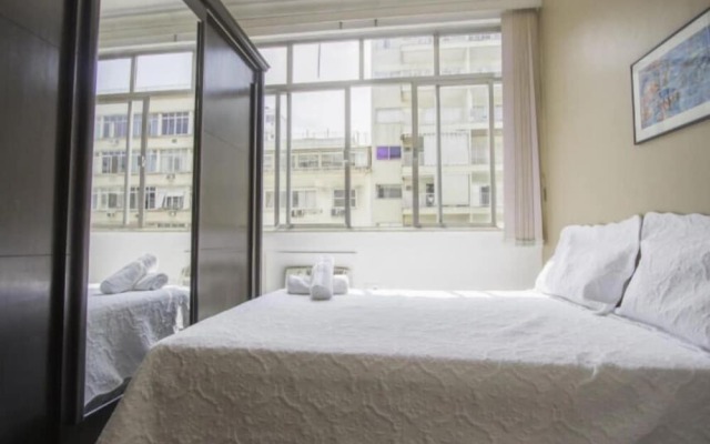 LineRio Copacabana Residence 170