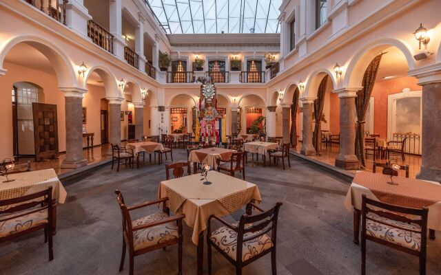 Hotel Patio Andaluz