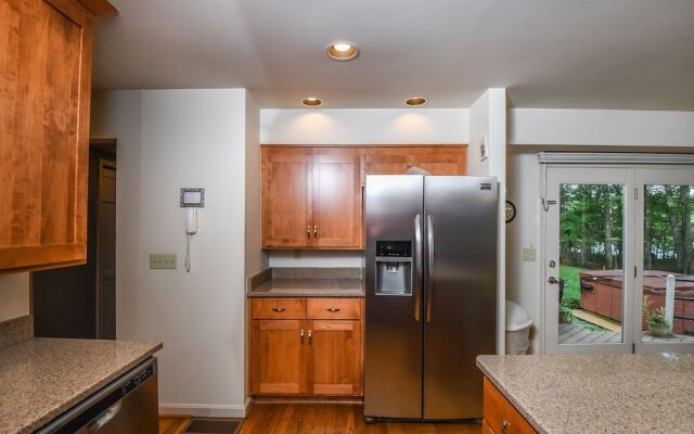 Nature's Retreat 5 Bedroom House