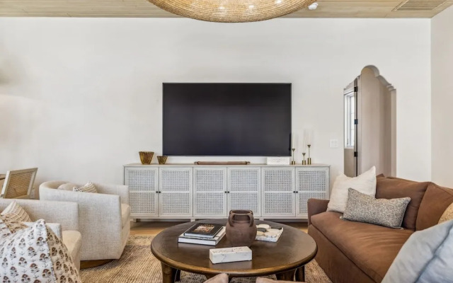 Rosemary 7 Bedroom Home