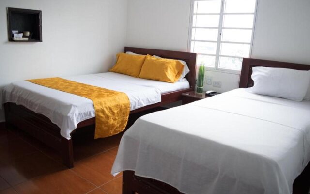 Hotel Avenida 3 Real
