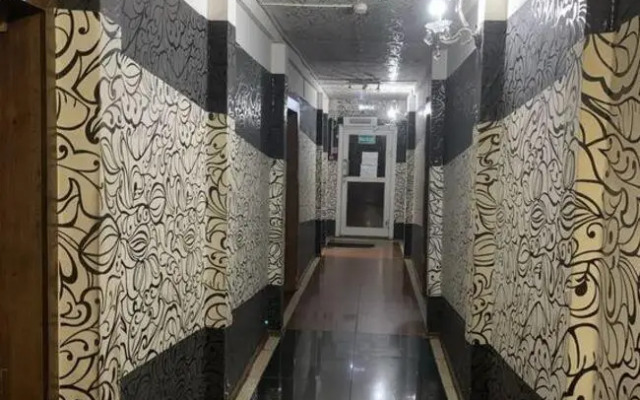 Inn Yut+