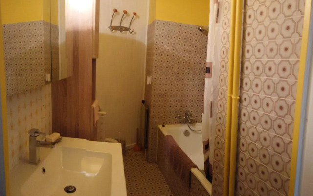 Agence Des Orres - Le Boussolenc - Studio - BOU513