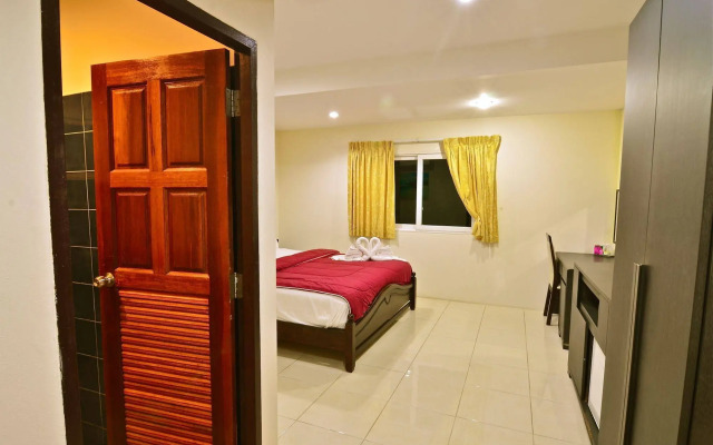 Square One Hotel Patong