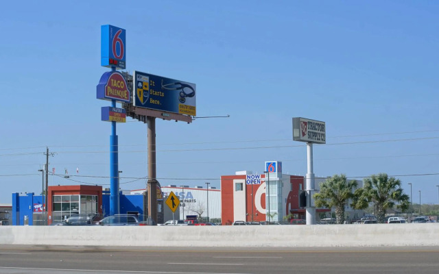 Motel 6 Weslaco, TX