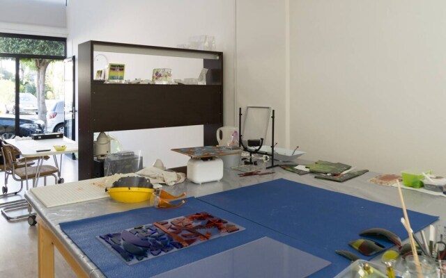 City Center Accomodation For Women - Free Bicycles