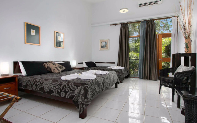 Daintree Wild Zoo & B&B
