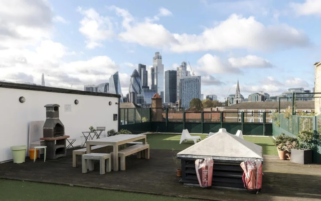 Stunning 2-bed Converted Warehouse - Sleeps 4
