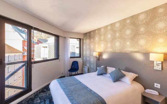 Hotel National