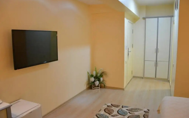 Remay Hotel