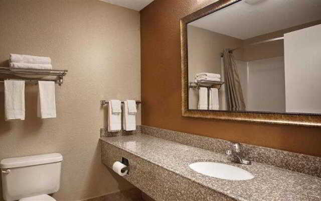 Americas Best Value Inn & Suites Bastrop