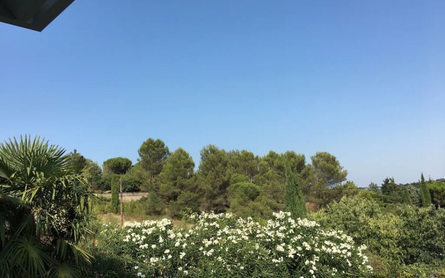Beautiful Villa in Carcassonne with Shared Pool, Jacuzzi