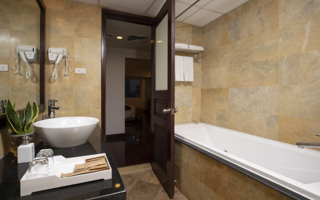 TK123 Hanoi Hotel