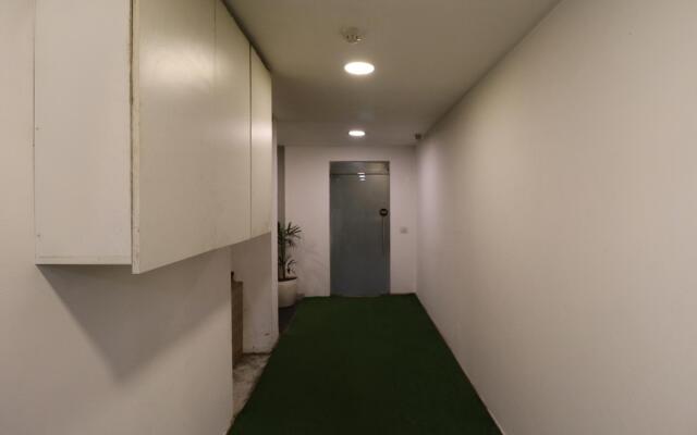 FabHotel The Glory