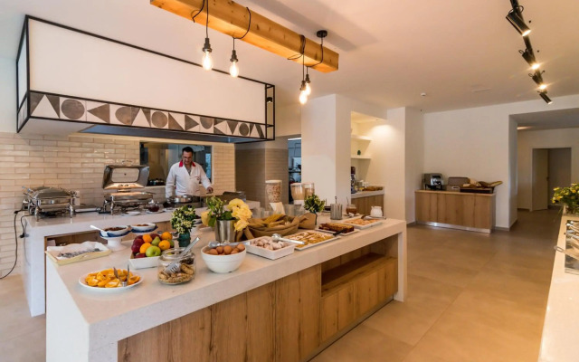 Matala Bay Hotel & Apartments