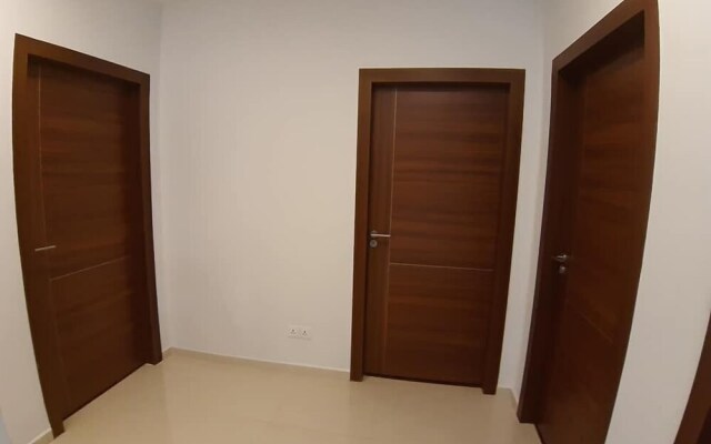 Apennines Condominium