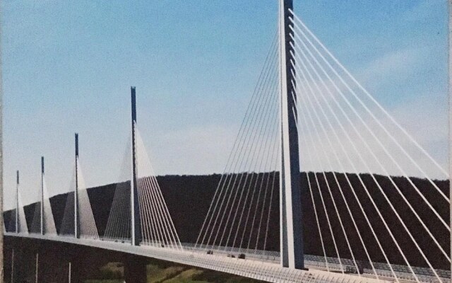 House With 2 Bedrooms in Mostuéjouls, With Wonderful Mountain View